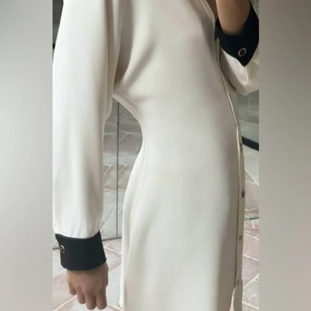 Zara contrast trim mini dress, Size M - Picture 4 of 13